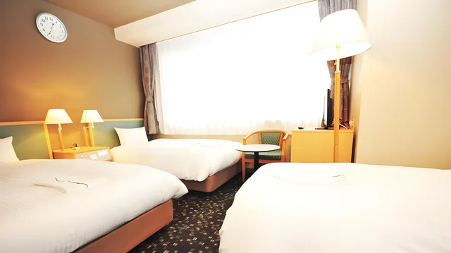 غرفة ثلاثية بثلاثة أسرّة بحمام مشترك، Hotel Premium Green Hills 1/1