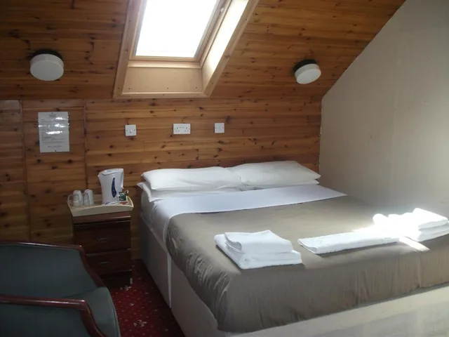 غرفة قياسية بسرير مزدوج، Edinburgh House Hotel 1/1