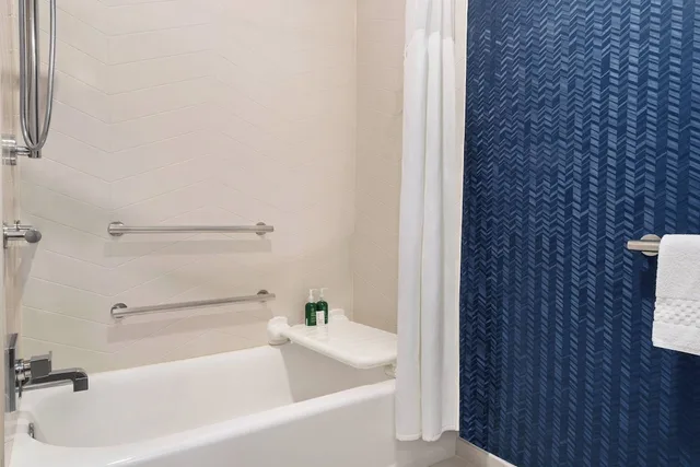 غرفة بسريرين كوين لذوي الإعاقة، Fairfield Inn Scranton 3/3