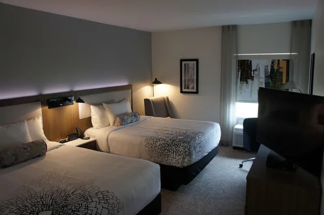 Room, 2 Queen Beds, La Quinta Inn & Suites by Wyndham Locust Grove 3/8