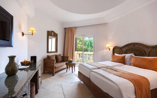 Family, Triple, 1 Double and 1 Single Bed, Africa Jade 1/3