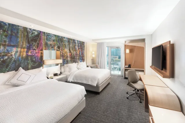 Room, 2 Queen Beds, Balcony, Courtyard By Marriott Baton Rouge Downtown 1/5