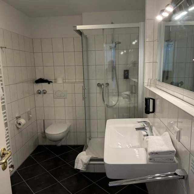 جناح عائلي، Hotel Rosengarten 8/10