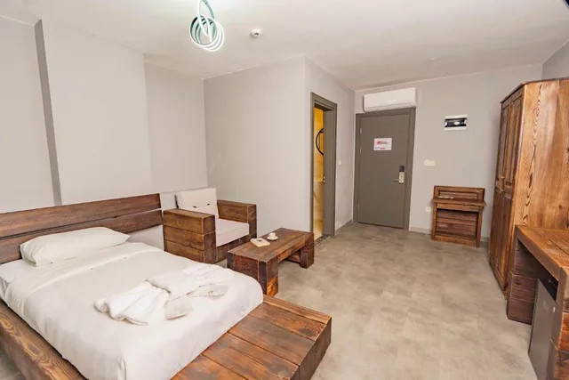 غرفة تنفيذية بشرفة، MacarTasi hotel 5/10