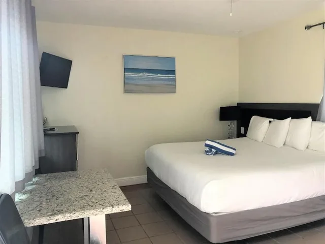 Pool, Studio, King Bed, Caribbean Resort Suites 1/6