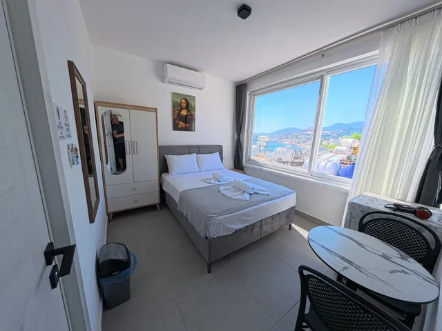 غرفة بانورامية بسرير مزدوج بإطلالة على البحر، Hotel Merhaba 8/10