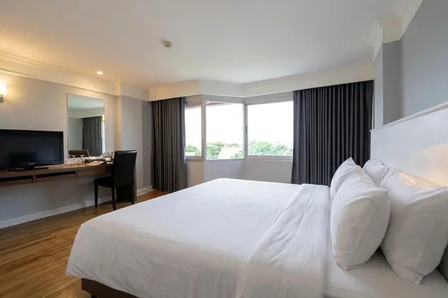 غرفة سوبيريور بسريرين منفصلين وسرير كينج، Coco Beach Hotel Jomtien Pattaya 1/1
