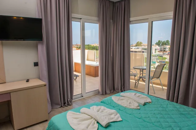 غرفة قياسية بسريرين منفصلين، Alexander the Great Hotel 2/4