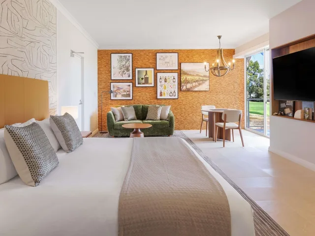 Studio, King Bed, The Sebel Swan Valley The Vines 4/5