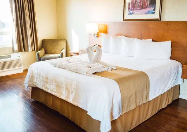 جناح بغرفتي نوم، Rosslyn Inn & Suites, SureStay Collection by Best Western 5/10