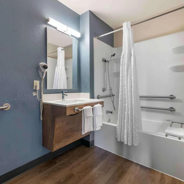 استوديو ديلوكس بسرير كوين، Extended Stay America Miami Airport Doral 25th St 7/10