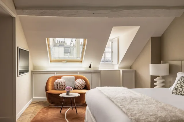 James Joyce, Signature, Suite, King Bed, Sofa، Pavillon Faubourg Saint-Germain & Spa 1/3