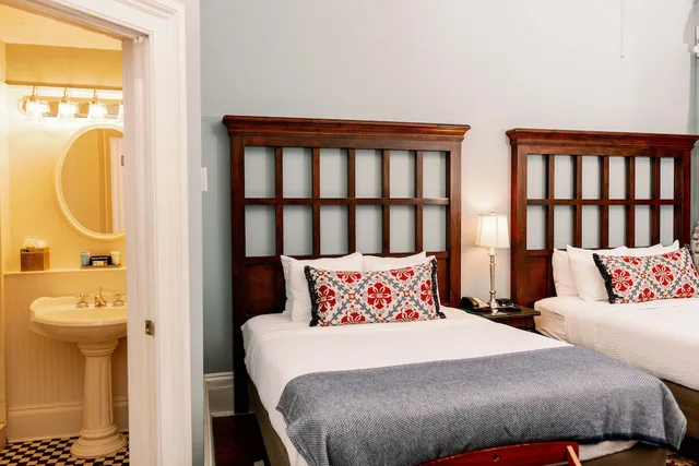 Superior, 2 Queen Beds, The Marshall House 1/6