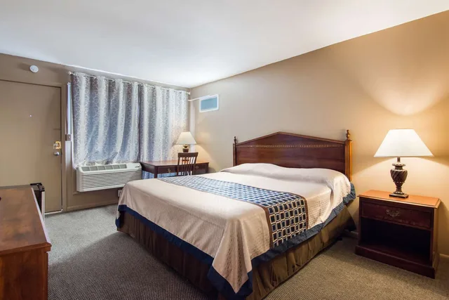 غرفة بسريرين مزدوجين للمدخنين، KNIGHTS INN AMSTERDAM 3/6