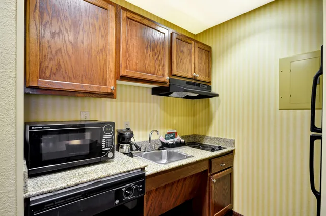 جناح بسرير كينج وسريرين كوين لذوي الإعاقة، Homewood Suites by Hilton Tulsa-South 7/7