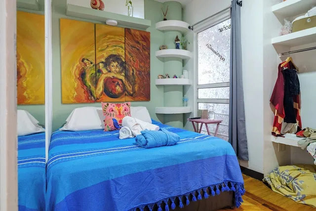 Queen Bed, No Window, Private Bathroom، Casa ITZAE B&B 1/4