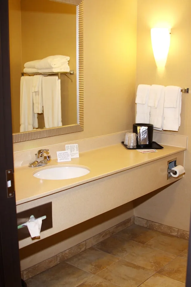 جناح بسريرين كوين، Comfort Suites Conway 10/10