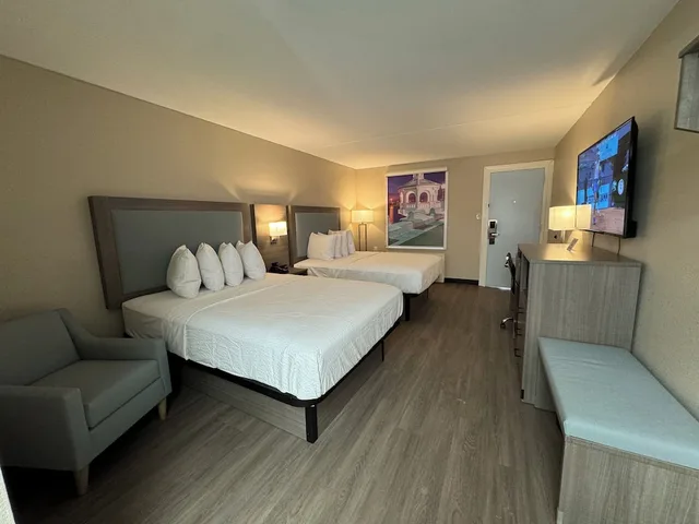 غرفة بسريرين كوين لذوي الإعاقة، Baymont by Wyndham Corpus Christi Airport 1/7