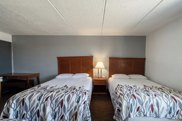 3 Full Beds Non-Smoking، 8 Inn Americus Near Albany I 75 4/10