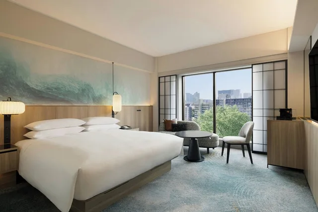 Guest Room, Premium, Deluxe, Suite, King Bed, Sheraton Miyako Hotel Tokyo 6/8