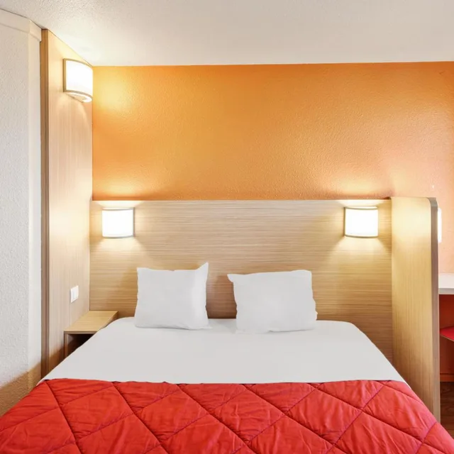 Room, Double Bed, Premiere Classe Montpellier Ouest St Jean de Vedas 4/7