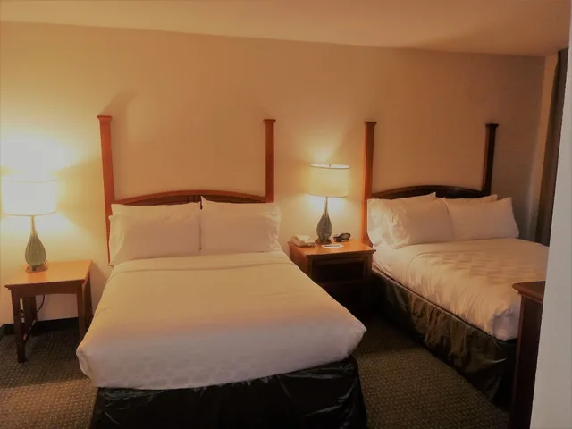 جناح بسرير كوين وسريرين مزدوجين، Staybridge Allentown Bethlehem Airport Suites 4/10