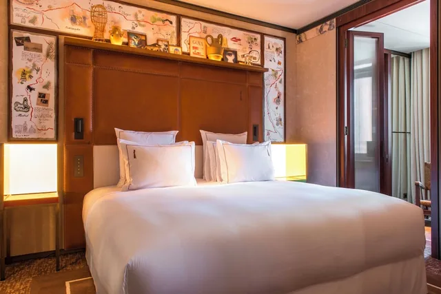 Adjoining, Suite, 2 King Beds, Terrace، Brach Madrid 2/6