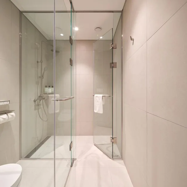 Premier, Family, Twin Beds, Stanford Hotel Myeongdong 4/6