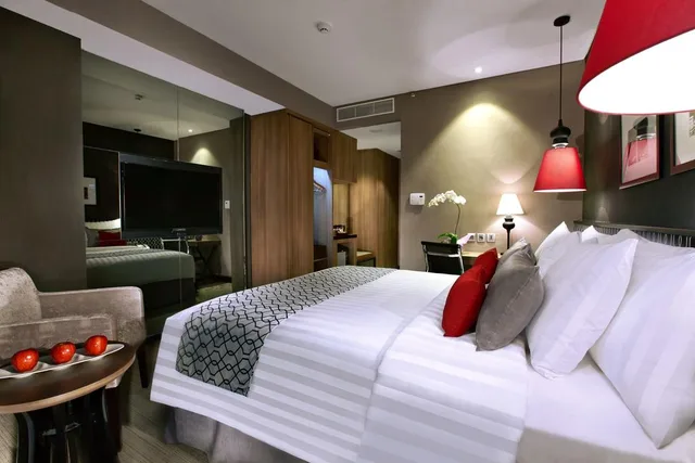 Deluxe Twin/Double, Aston Priority Simatupang Hotel and Conference Center 1/1