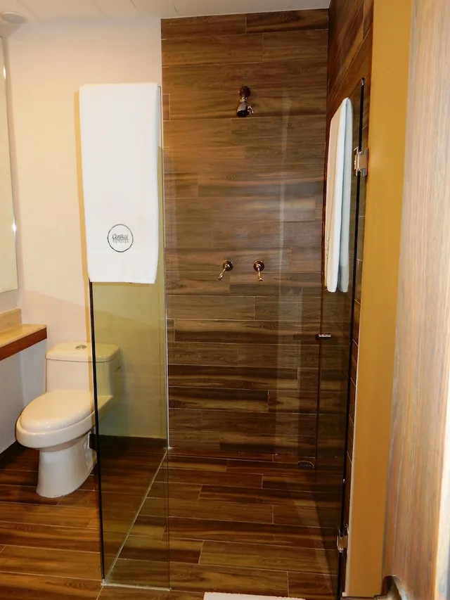 Standard Room 1 doble bed، Historico Central 3/3