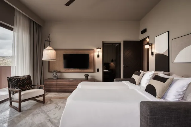 Family Suite, King Bed, Sea View, Outdoor Jetted Tub, Sofa، Domes of Elounda, Autograph Collection 2/10