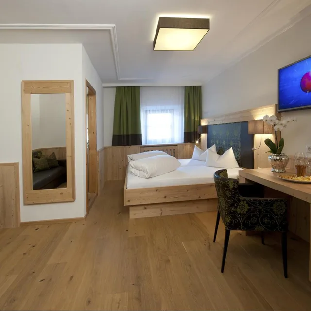Room, Triple, Bierwirt 4/7