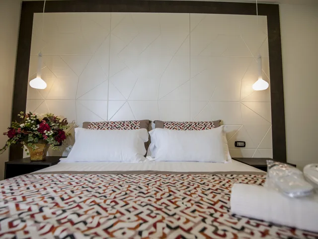 غرفة كلاسيكية ثلاثية، Palazzo Firenze 1/1