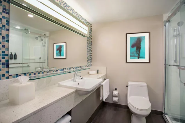 Room, King Bed, Partial Ocean View, Sofa, Courtyard Isla Verde Beach Resort 1/2