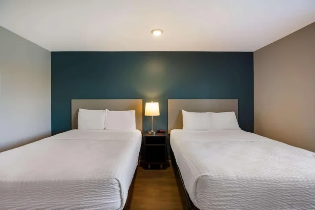 غرفة بسريرين مزدوجين، WoodSpring Suites Orlando West - Clermont 5/10