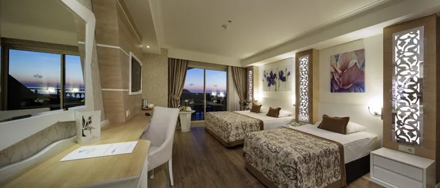 Room, Double Bed, Side Sea View، Crystal Sunset Pearl Collection 2/2