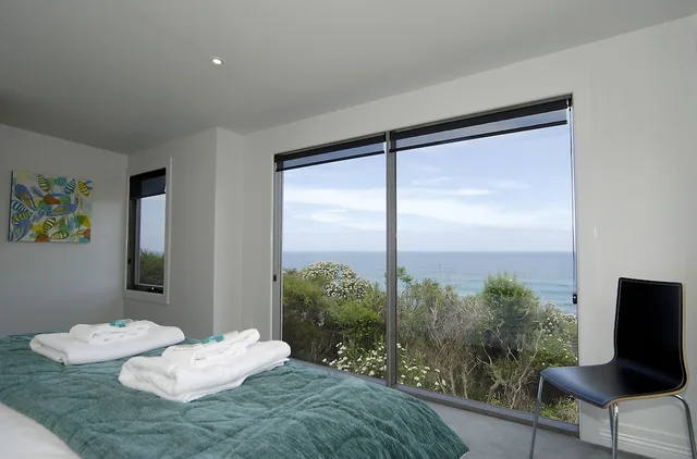 1 Bedroom, Cottage One, Suite, King and Queen Bed, Kitchen، POINTS SOUTH BY THE SEA 1/4