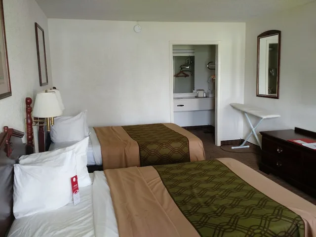 غرفة قياسية بسريرين مزدوجين، Econo Lodge Thomasville 5/10