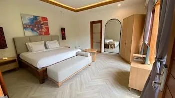 3 Bedrooms, Private Pool, Swiss-Belvillas Umalas 2/3