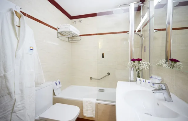 غرفة مفردة بسريرين منفصلين، Invisa Hotel La Cala 10/10