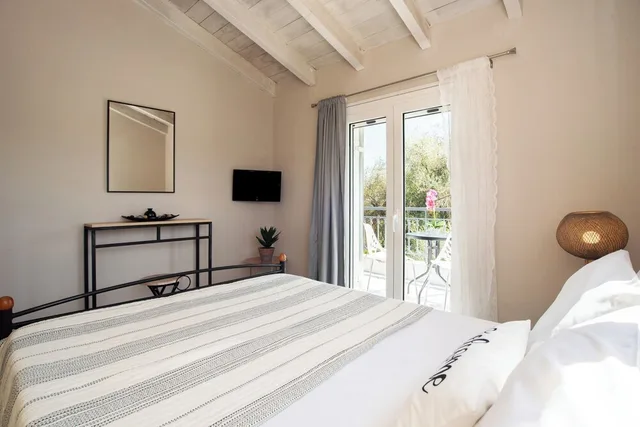 Fiore Azzurro، Corfu 14/50