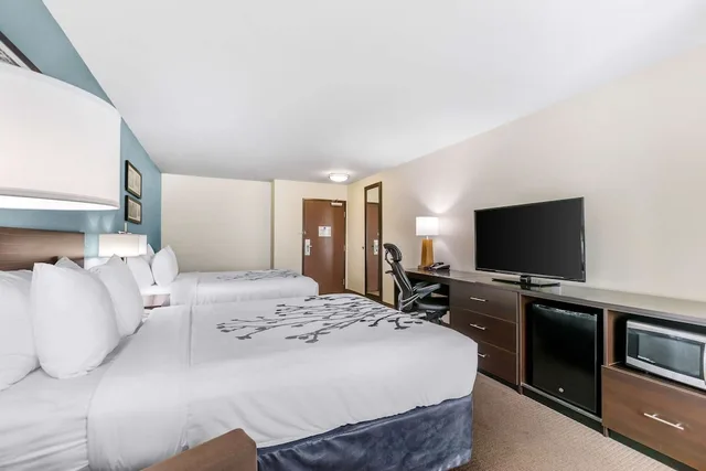 غرفة بسريرين كوين لذوي الإعاقة، Sleep Inn and Suites Ames near ISU Campus 3/4