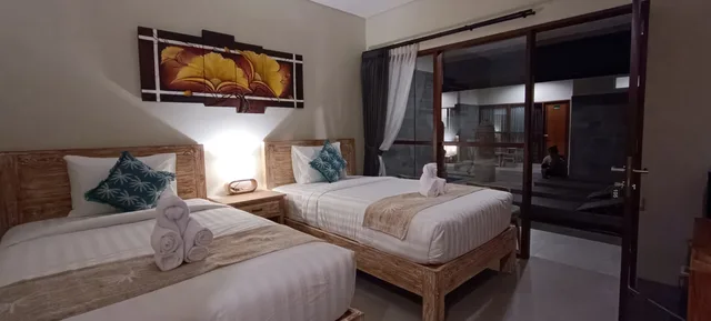 غرفة ديلوكس بسريرين منفصلين بإطلالة على المسبح، Kubunaku Sanur Bali 1/3