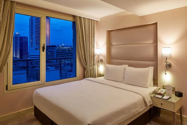 Room, Single, Doubletree By Hilton Hotel Izmir Alsancak 7/28