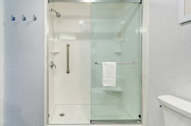 غرفة بسريرين كوين مع أريكة، Hampton Inn Salina 3/3