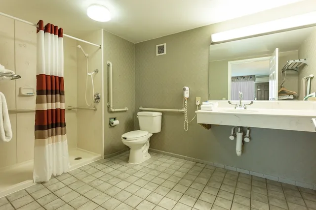 Standard, 2 Double Beds, Accessible, Red Roof Inn & Suites DeKalb 4/4