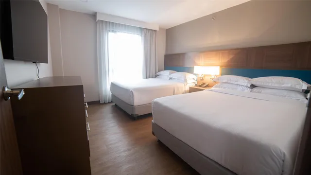 جناح بسريرين مزدوجين، Embassy Suites by Hilton Bogota Rosales 2/5