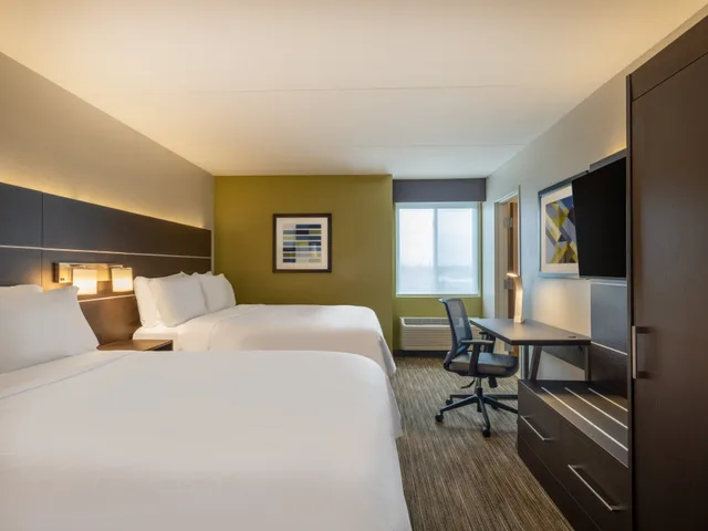 غرفة قياسية بسريرين كوين، Holiday Inn Express Minneapolis West Plymouth 1/8