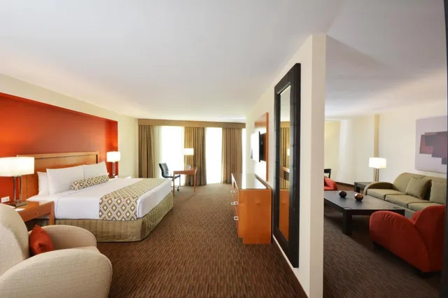 جناح جونيور بسرير كينج، CROWNE PLAZA MONTERREY AEROPUERTO 2/2