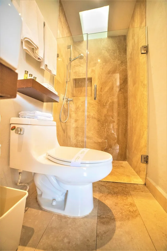 غرفة سوبيريور بسرير كينج، Hotel Caribe Merida Yucatan by Kavia 7/8